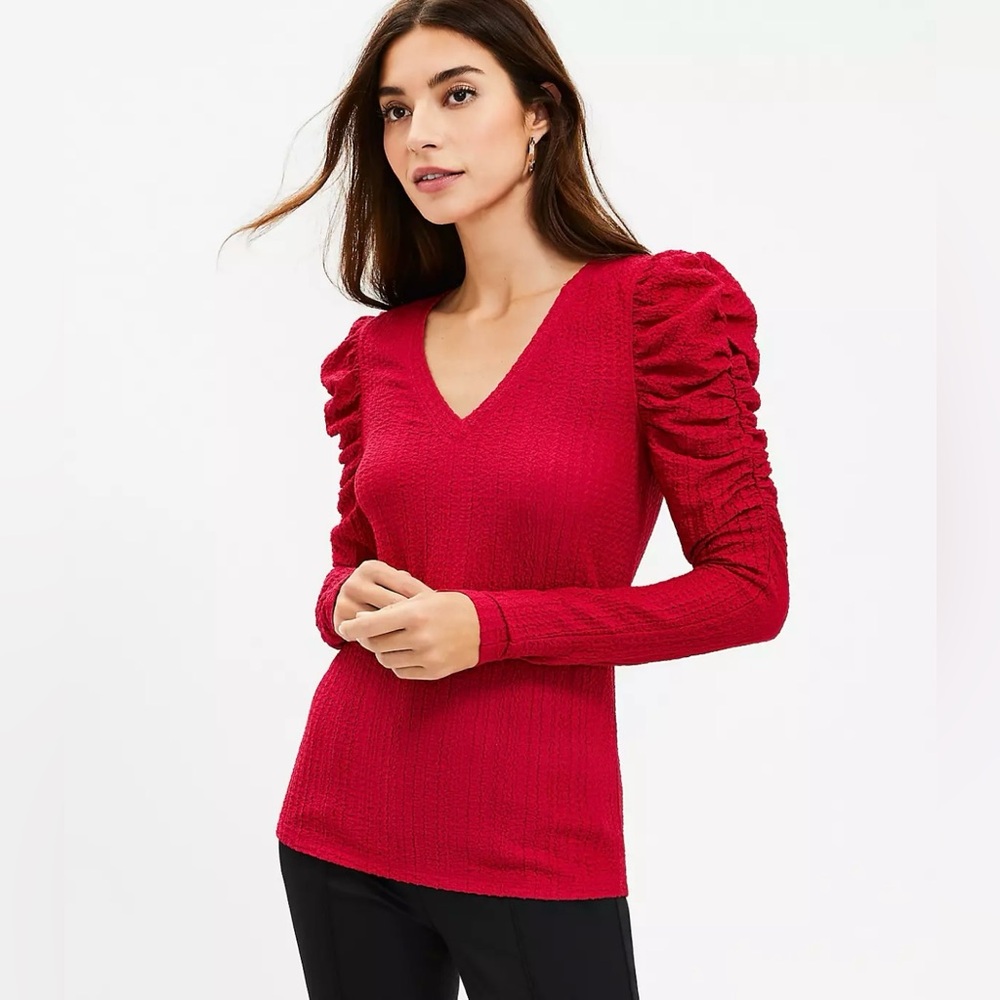 LOFT Shirred Puff Sleeve Top. Size Medium.